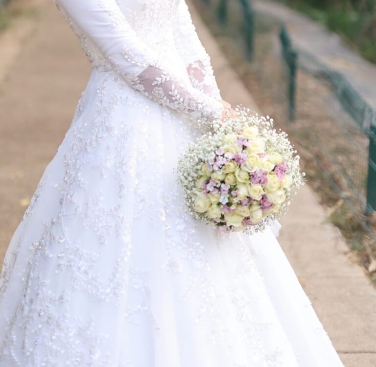 זר פרחים ייחודי לכלה סחלבים